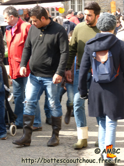 2 guys in Aigle rubber boots in Chailly en Bière, France. Gummistiefel, botas de gomma, rubber laarzen, stivali di gomma, wellies, bottes caoutchouc, May 2013.