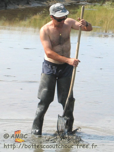 Gummistiefel, botas de gomma, rubber laarzen, stivali di gomma, waders, cuissardes caoutchouc, July 2003.