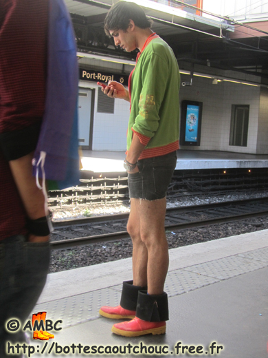 Gummistiefel, botas de gomma, rubber laarzen, stivali di gomma, wellies, bottes caoutchouc Marc Jacobs, Paris, 30 June 2012.