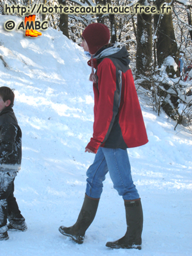 Belgian teenager wearing Aigle wellies, 2008. Gummistiefel.