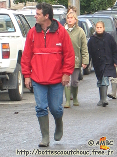  Belgian booted family, Soumagne, Belgium, Oct. 2003. Gummistiefel, rubber laarzen, stivali di gomma, bottes caoutchouc.