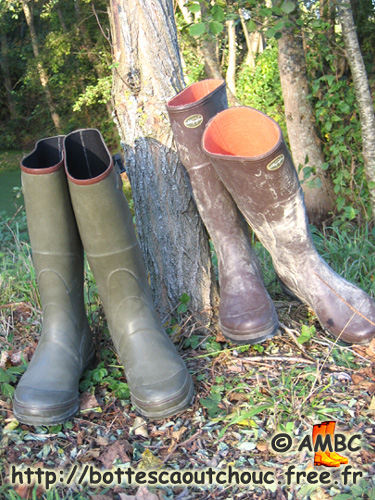 Tretorn & Le Chameau rubber boots in the forest © A.M.B.C. 2011 / P. BOURCIER, MAISON DE LA BOTTE EN CAOUTCHOUC.