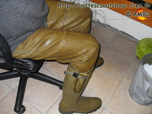 Cut waders & Vierzon gumboots. Gummistiefel, bottes caoutchouc, 2010.