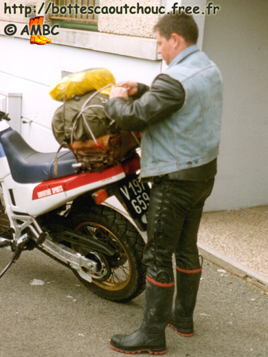 Markus, from Austria to France, by motorbike and in gumboots, 02 June 1998. Gummistiefel, rubber boots, bottes caoutchouc.