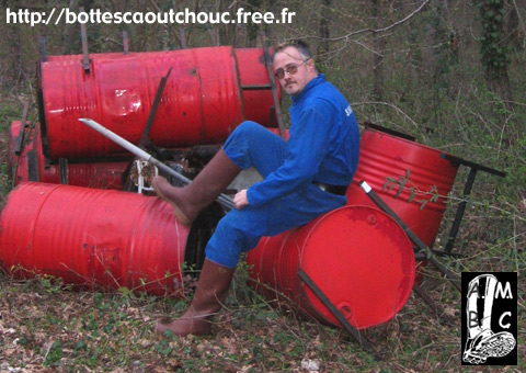 Pascal and the red barrels