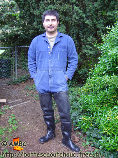Fernando wearing blue overalls, 2005. 