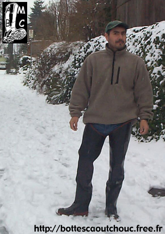 Fernando in the snow -02-