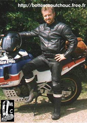 Georg wearing turned down rubber boots