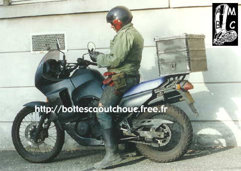 Parisian biker wearing Etché rubber boots