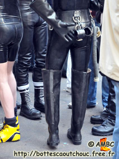 Wearing tretorn half waders, Folsom Berlin, Sept. 2009.