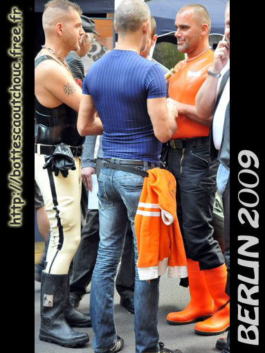 Nice rubber couple, Folsom Berlin, Sept. 2009.
