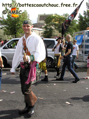 Corsair wearing Bekina waders in Berlin, June 2007.