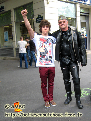 Pascal in rubber and a young fan, Paris, June 2007.