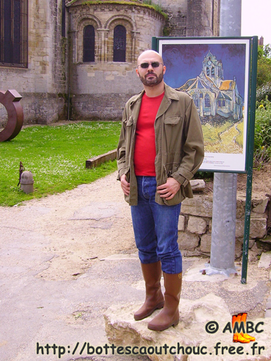 Wearing Aigle wellies at Auvers sur Oise. Gummistiefel; gummistövlar.