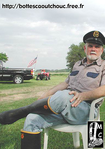 In US country, Rubber hipboots, 2004.