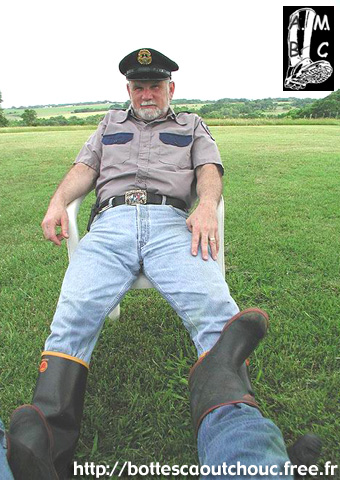 Two mates in rubber boots , 2004.