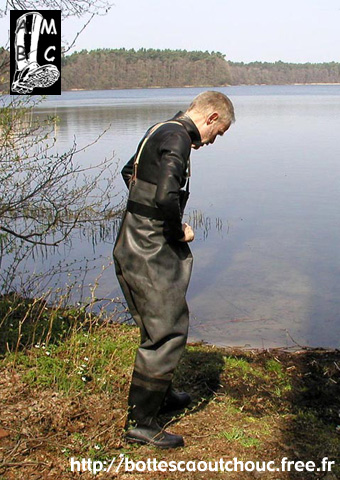 Wearing Elbit chest waders, 2007.