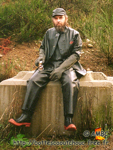 Bill, well protected. Gummistiefel, bottes caoutchouc, rubber boots.