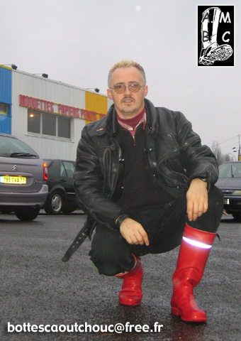 Wearing red Nokia rubber boots, Nemours, 2004.