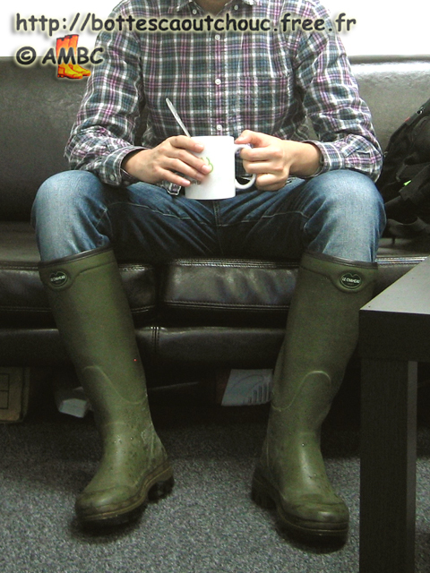 The first time when I wore my Le Chameau boots to hang out with some friends, I was a little worried
