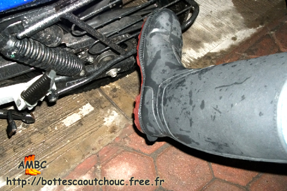 « I was enjoying my pair of red-sole black Dunlop boots, driving my motorcycle. »