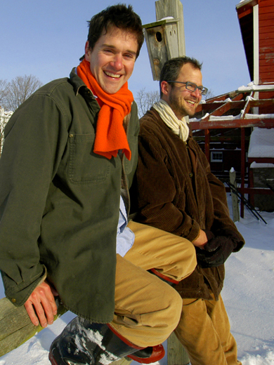 Nice suits & wellies. Gummistiefel, galochas, rubber laarzen, gumboots, bottes caoutchouc.