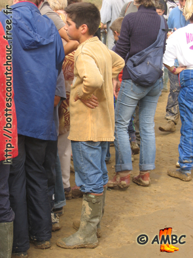 Teenager with Aigle rubber boots. Gummistiefel, stivali di gomma, 2005.