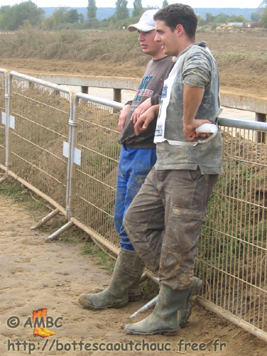 You can choose the kind of rubber boots. Gummistiefel, stivali di gomma, 2005.