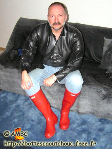 Leaving in Baudou Gummistiefel, bottes caoutchouc, rubber boots, 2008.