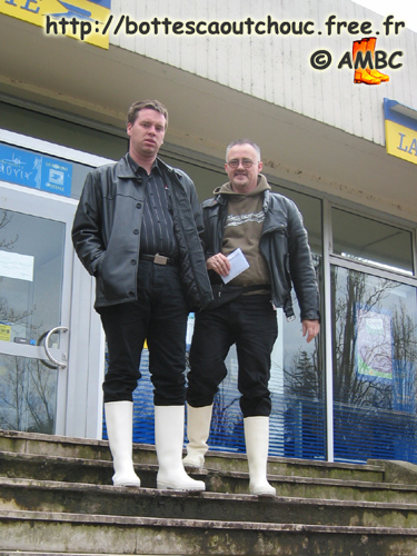 With Pascal at Dammarie Les Lys Post-Office, 2007.