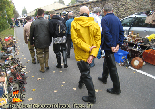 AMBC mates in waders, 2008. Gummi Waders, cuissardes caoutchouc, rubber hip boots.