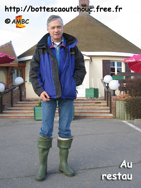Jaques entering a restaurant, Feb. 2005
