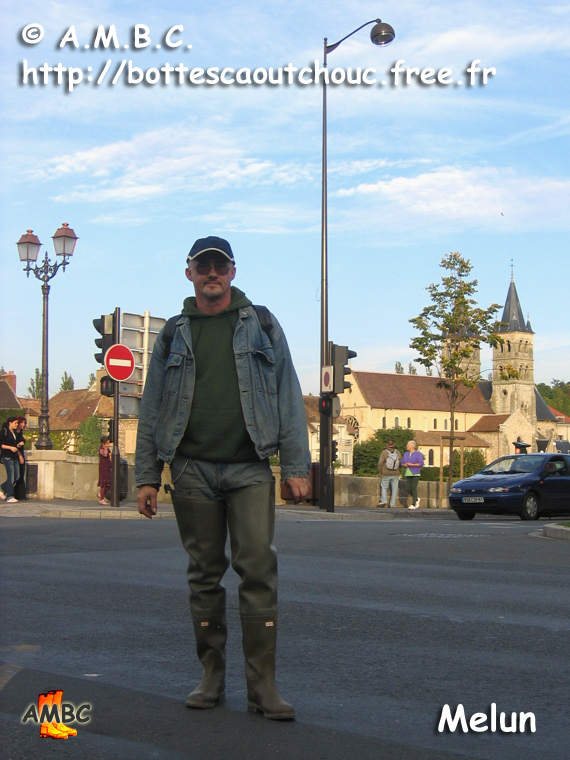 Pascal in Melun downtown, Oct. 2005