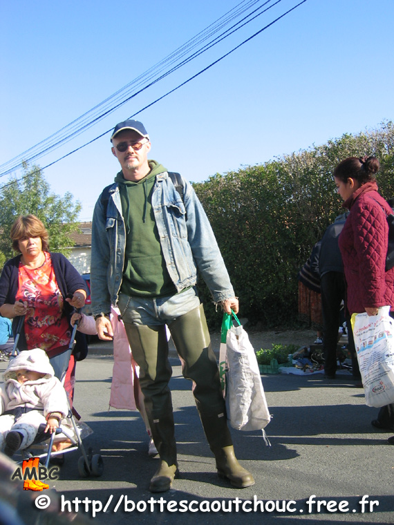 Pascal in a boot sale, Seine & Marne, oct 2005