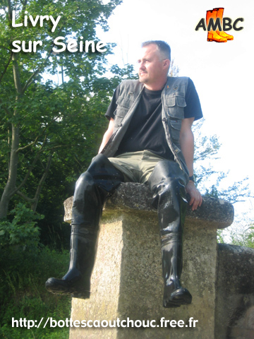 Pascal, wearing Baudou waders in Livry,2004