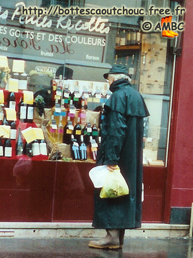 Main Street, Fontainebleau, Parisian area, around 2000.
