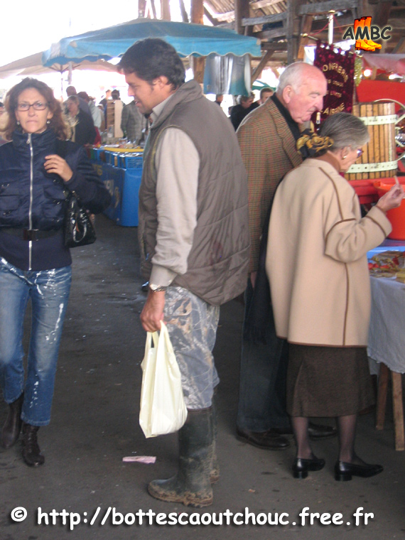 In Milly La Forêt, oct. 2005.