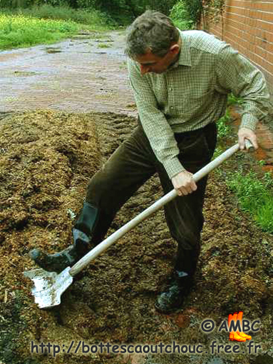 Farm job, Gummistiefel, 2008.