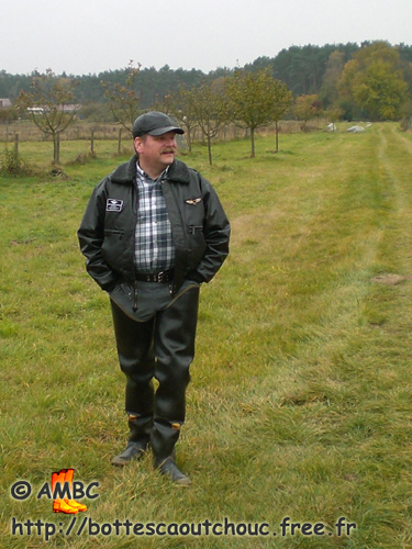In the fields, 27 October 2007.