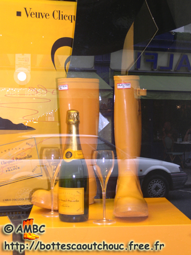 Chic store window, London, Sept. 2005. 