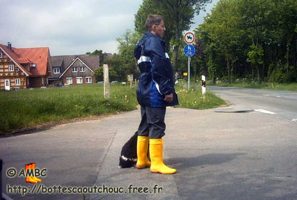  Lars and his dog, May 2006. Gummistiefel, bottes caoutchouc.