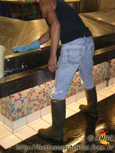 Young guy in Aigle boots, 2004; rubber boots, Gummistiefel.
