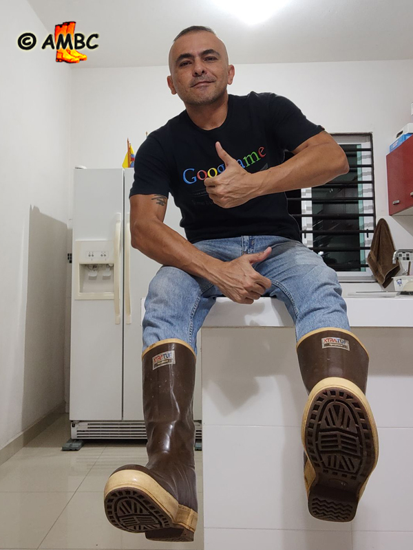 En bottes XtraTuf !