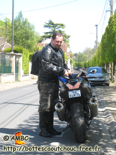 Leaving in Baudou Gummistiefel, bottes caoutchouc, rubber boots, 2008.