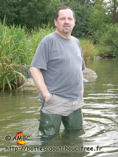 Wearing Aigle waders in the Seine river, 2010.