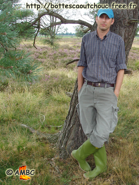 Wearing a blue cap, 2006.