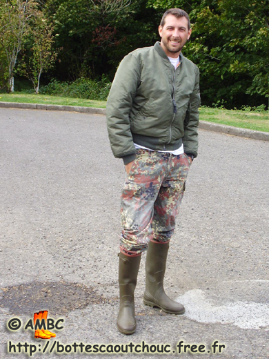 Wearing Aigle Benylsport rubber boots, 2008.
