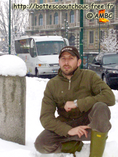 Wearing Superga boots in Milano, January 2009.
