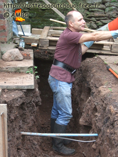 Working in PVC wellies, Sept. 2009.