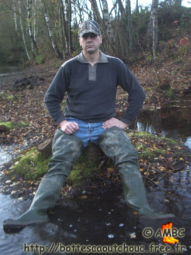 Wearing waders in the forest, 2009. Gummistiefel, bottes caoutchouc, gumboots, 2009.